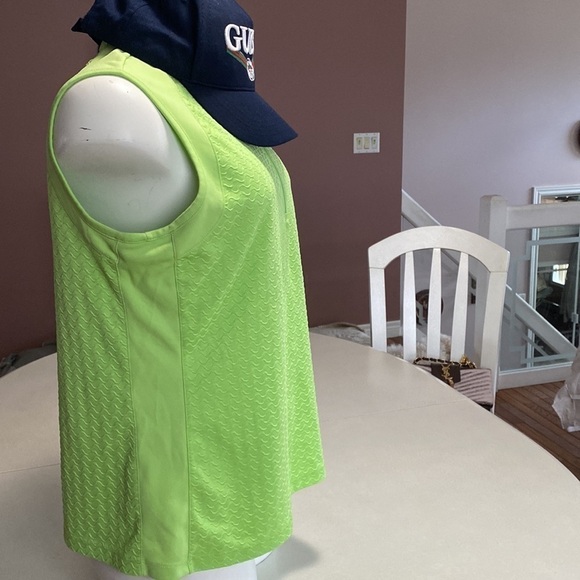 Izod Neon Green Athletic Golf Tennis Sleeveless Mock neck Top Size Large - Picture 8 of 13